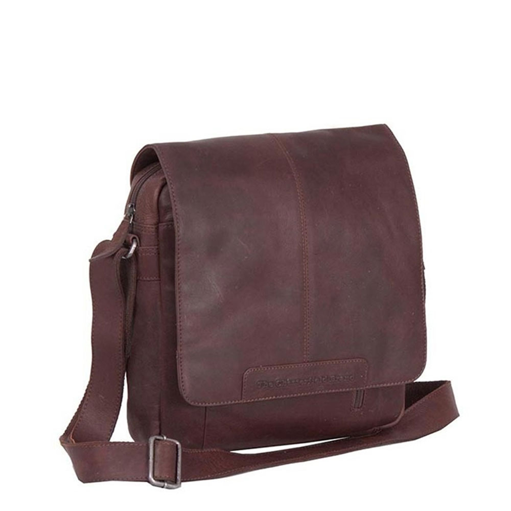 Bruin-Chesterfield-Raphael-Schoudertas-Brown