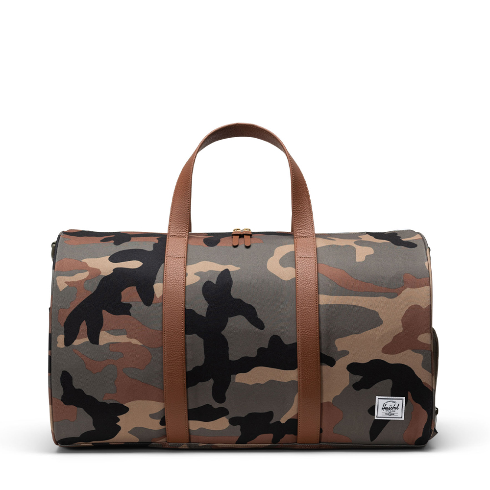 Bruin-Herschel-Novel-Duffle-Reistas-Woodland-Camo